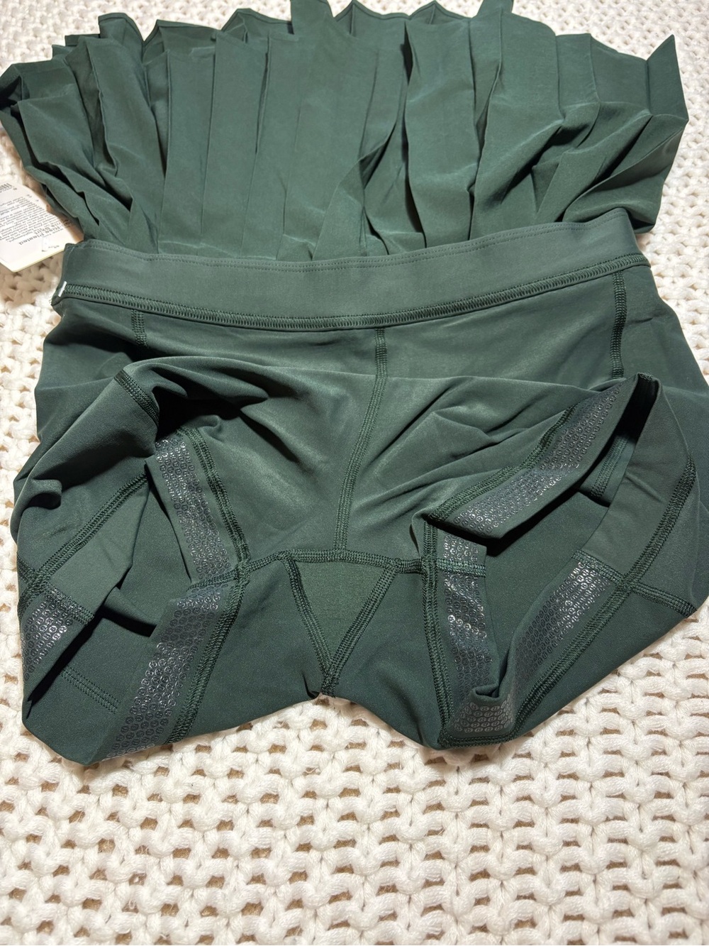 NWT lululemon legacy green high rise pleated tennis skirt size 8 - Picture 9 of 12